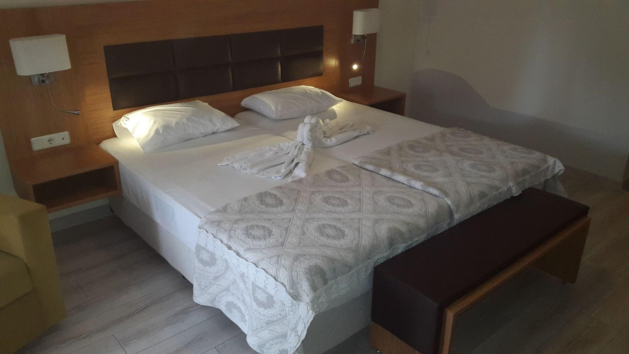 Begonville Hotel (Adults Only) Marmaris Ngoại thất bức ảnh
